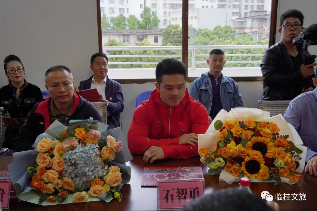 举重冠军女名字_2020年举重女运动员_举重运动员女冠军是谁