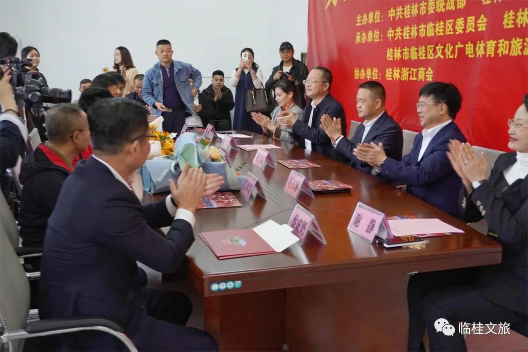 举重运动员女冠军是谁_举重冠军女名字_2020年举重女运动员