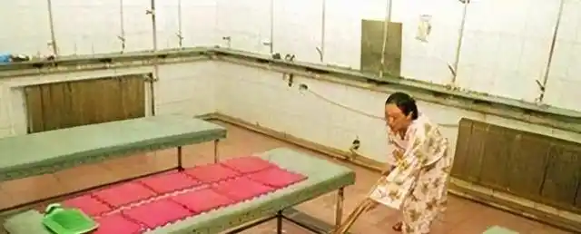 退休的举重冠军有哪些人_退休举重冠军人有多少_举重退役冠军