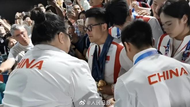 中国举重队历年成绩_举重冠军中国_中国队08年举重冠军是谁