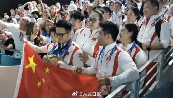 中国举重队历年成绩_举重冠军中国_中国队08年举重冠军是谁