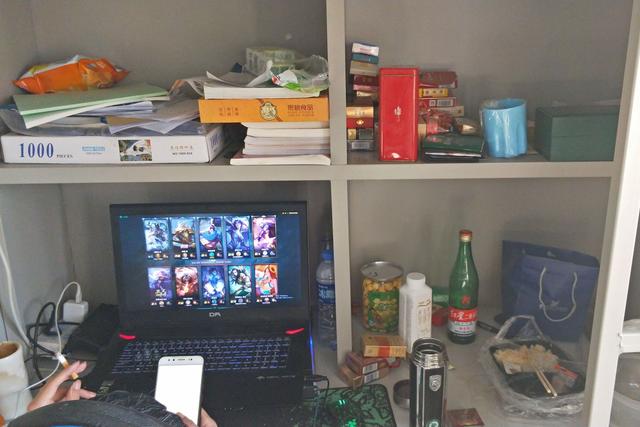 搞笑日常家庭学生文案_搞笑视频家庭_家庭搞笑日常学生