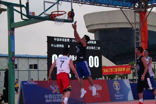 乌鲁木齐篮球联赛冠军奖杯图片_乌鲁木齐篮球联赛冠军奖杯名称_乌鲁木齐篮球联赛冠军奖杯