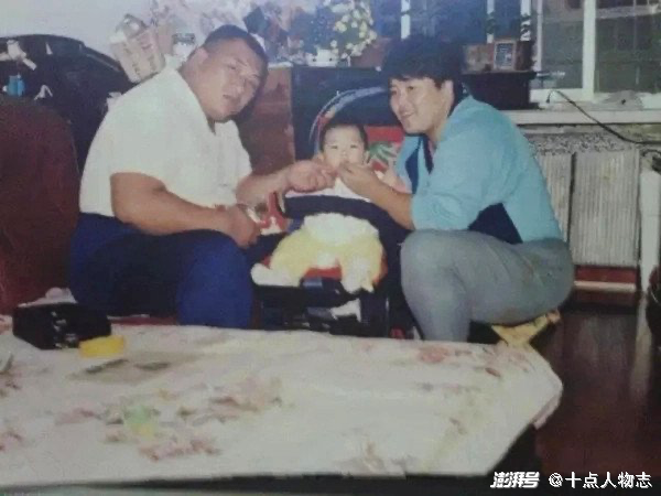 举重和柔道_柔道打不过举重冠军的人_举重摔跤柔道